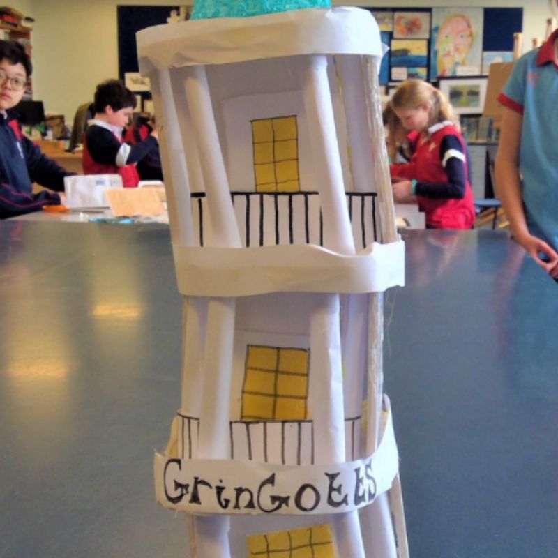 Artist of the Week: Construction by Lucy S